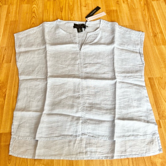 Tahari Tops - 🆕 Tahari women blue color linen blouse